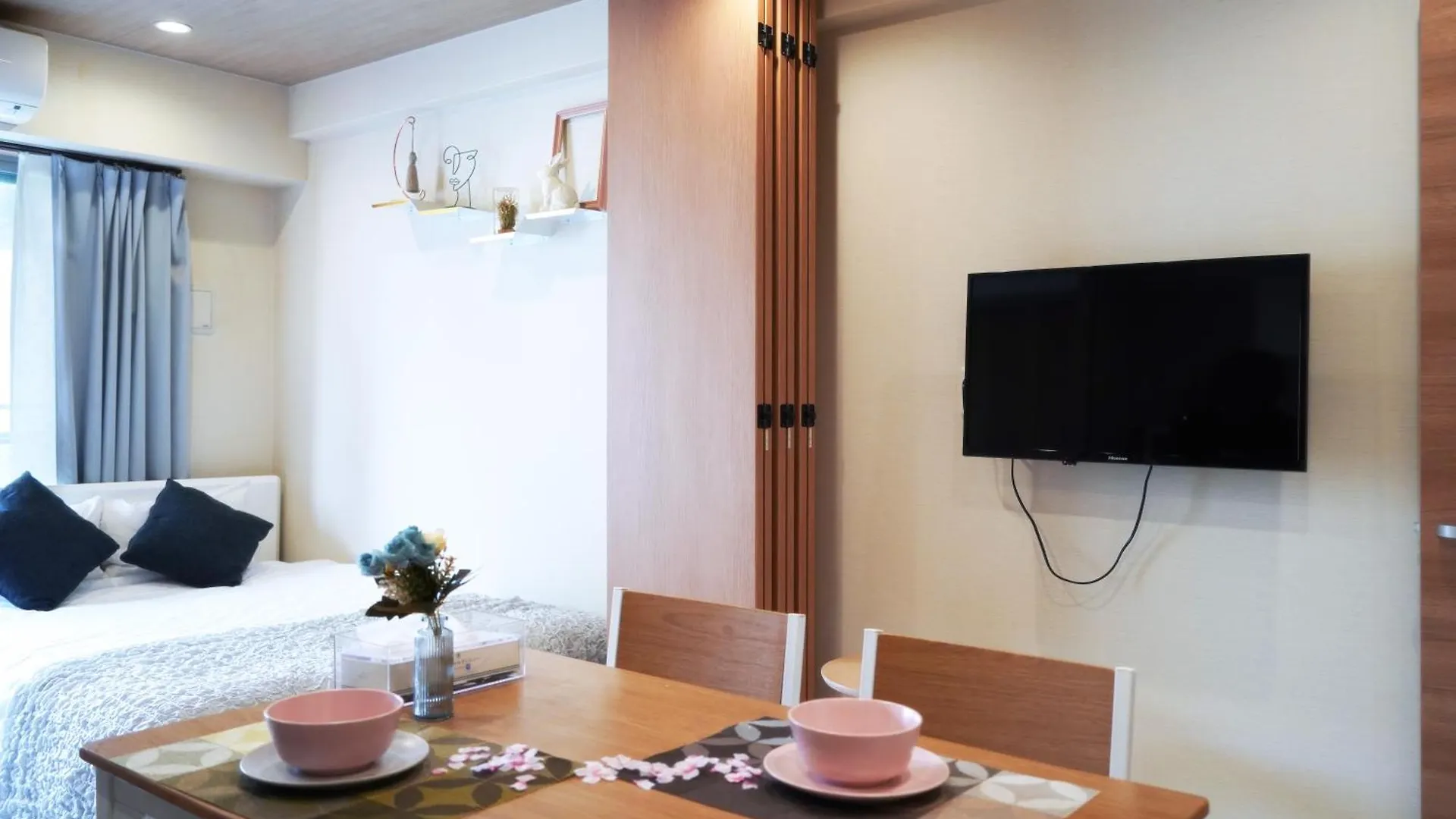 The Peak Shinsaibashi Apartment Osaka